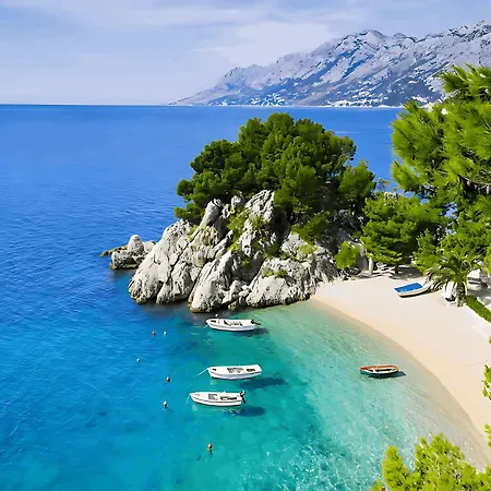 Karolina Großes Meerblick 2000qm Garten Familien Gruppen Insel Lošinj * Nerezine