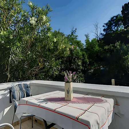 Ferienhaus Karolina Großes Meerblick 2000qm Garten Familien Gruppen Insel Lošinj