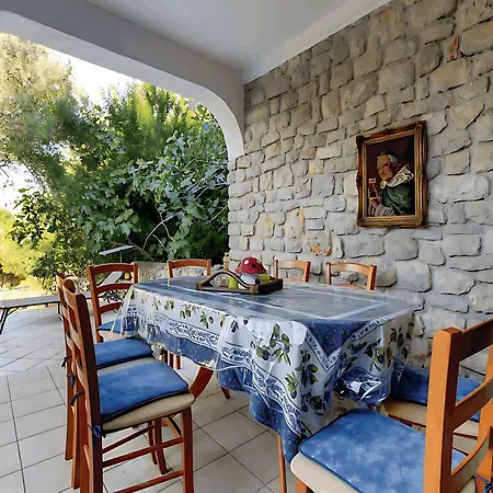 Karolina Großes Meerblick 2000qm Garten Familien Gruppen Insel Lošinj