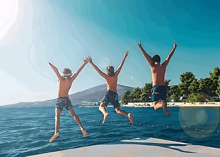 Karolina Grosses Meerblick 2000qm Garten Familien Gruppen Insel Losinj Vikendica Nerezine