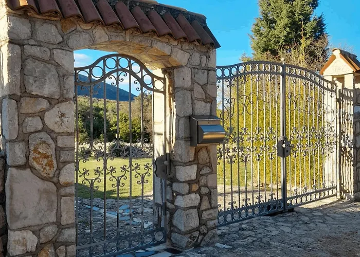 Vikendica Karolina Grosses Meerblick 2000qm Garten Familien Gruppen Insel Losinj