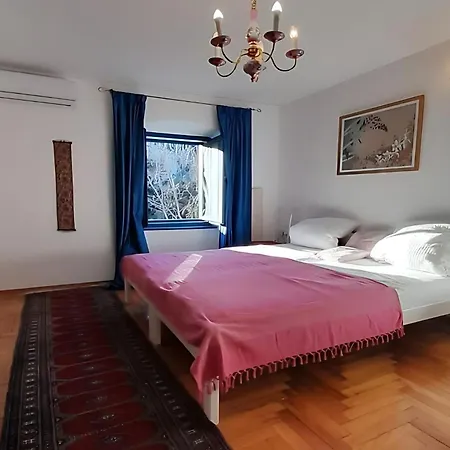 Holiday home Zur Erholung Am Insel Cres, Losinj, Istrien + 2000qm Garten & Meerblick! *