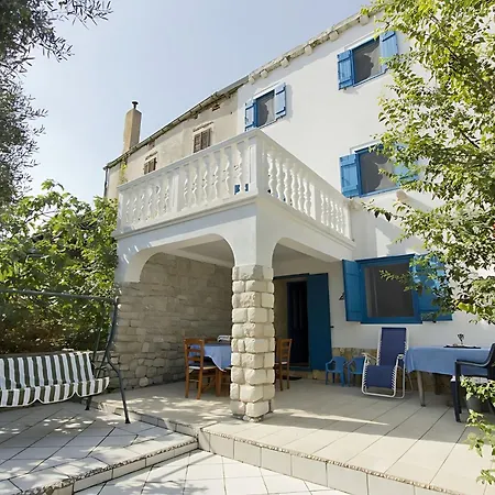 Zur Erholung Am Insel Cres, Losinj, Istrien + 2000qm Garten & Meerblick! * Nerezine