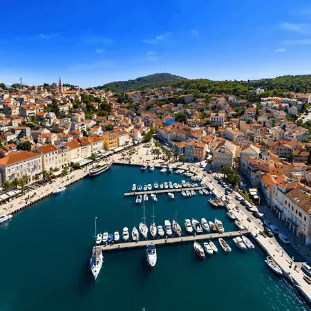 Prázdninový dům Karolina Grosses Meerblick 2000qm Garten Familien Gruppen Insel Losinj Nerezine