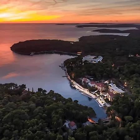 Karolina Grosses Meerblick 2000qm Garten Familien Gruppen Insel Losinj