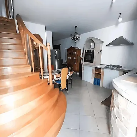 Karolina Grosses Meerblick 2000qm Garten Familien Gruppen Insel Losinj Prázdninový dům